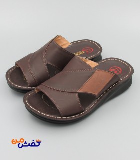 صندل طبی مردانه آیسانا مدل 4053 رنگ قهوه ای تیره کد 1336