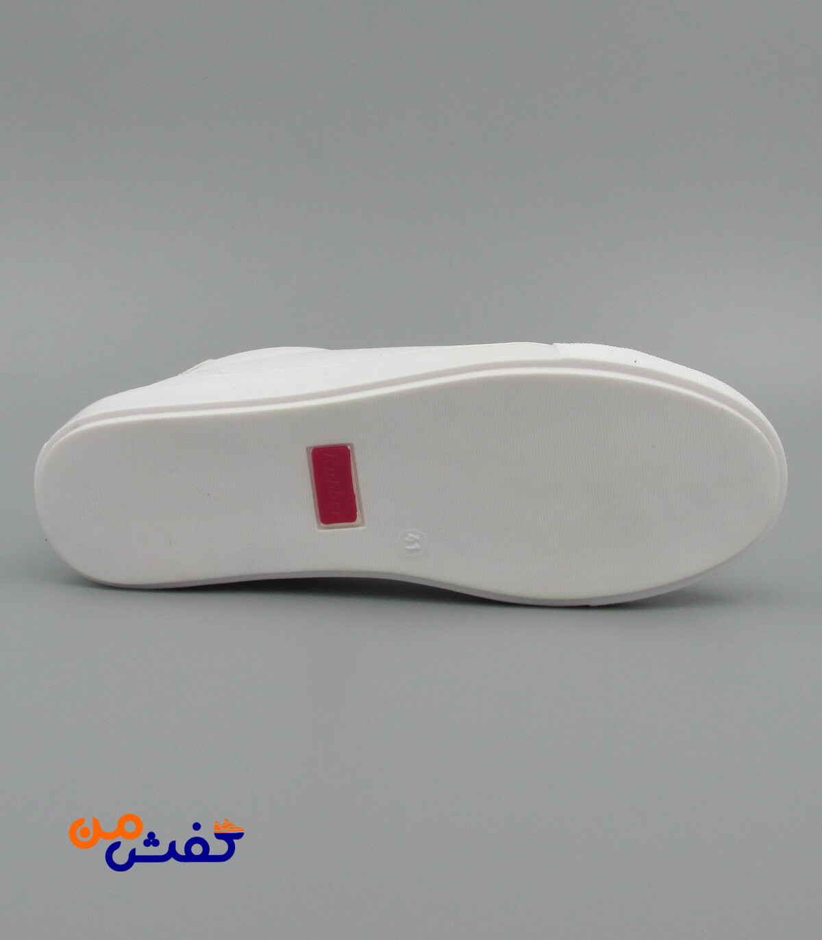 کفش روزمره مردانه آریانا برشکا کد 1044